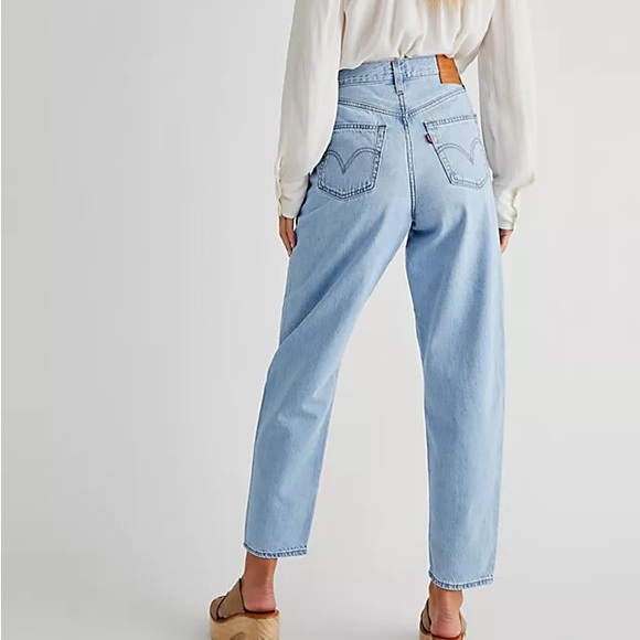 Levi’s High Rise Loose Fit Taper Jean 90’s style - Picture 3 of 15